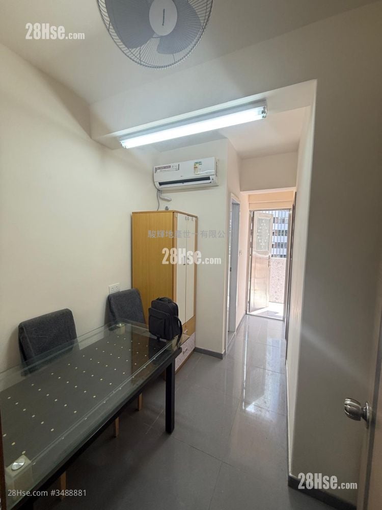 Golden Glory Mansion Rental 1 Bedroom , 1 Bathroom 200 ft²