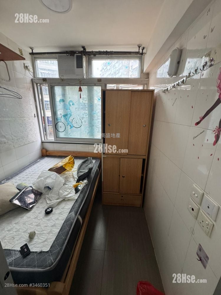 Tonglow Building Rental 1 Bedroom , 1 Bathroom 150 ft²