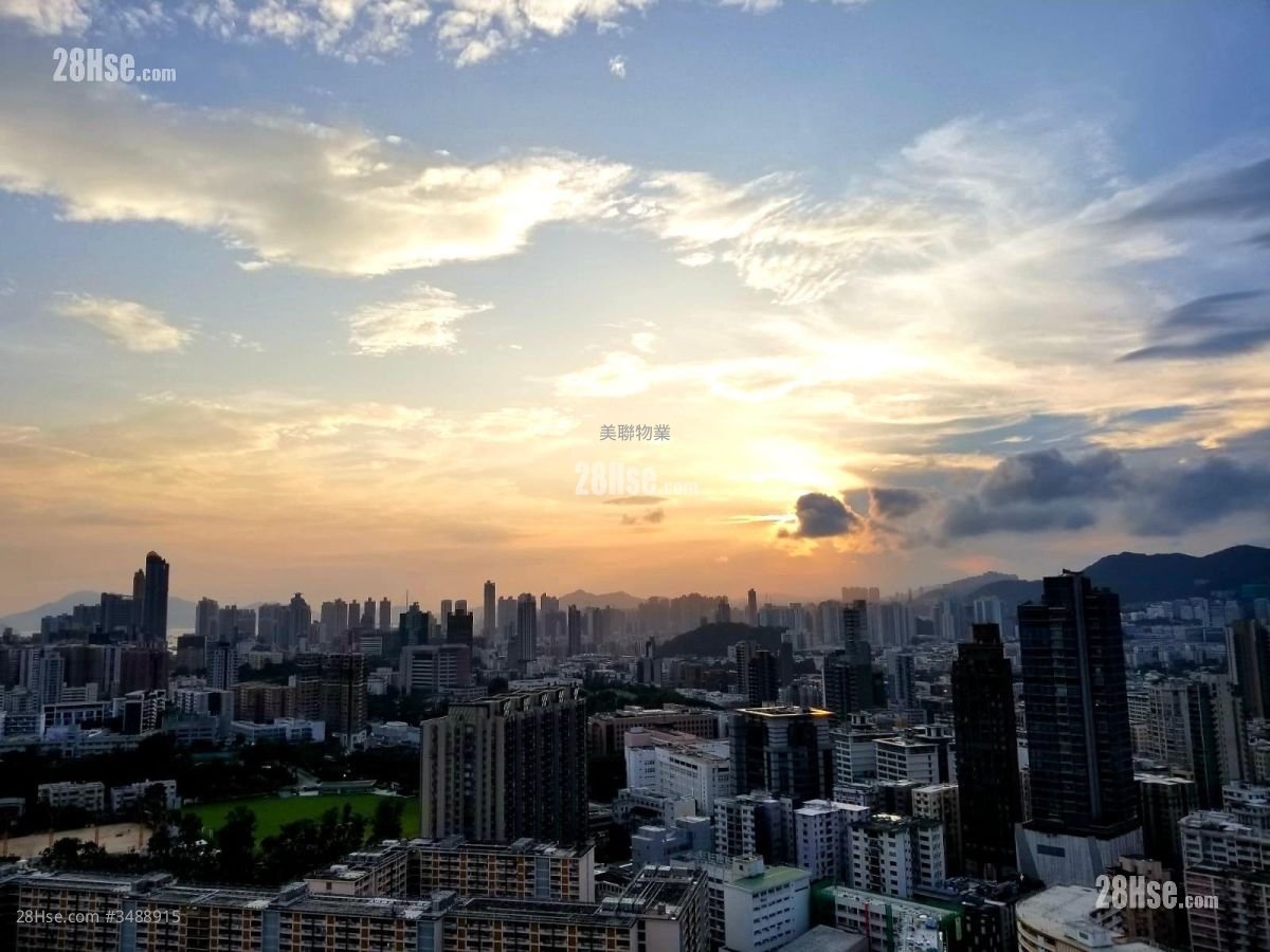 Sky Tower Sell 2 Bedrooms , 1 Bathroom 478 ft²