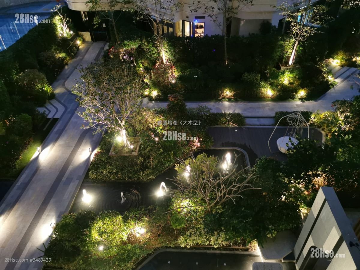 One East Coast Sell 1 Bedroom , 1 Bathroom 266 ft²