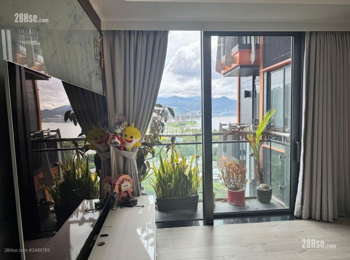 Double Cove Sell 3 Bedrooms , 2 Bathrooms 809 ft²