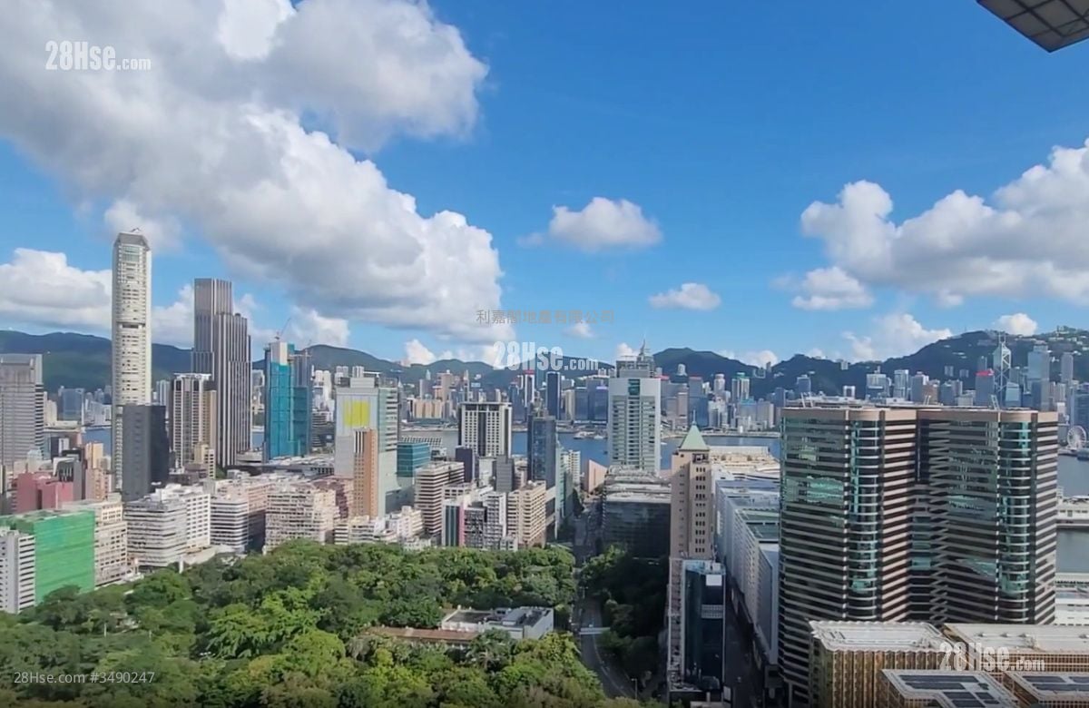 港景峰 售盤 3 房 , 2 浴室 830 平方呎