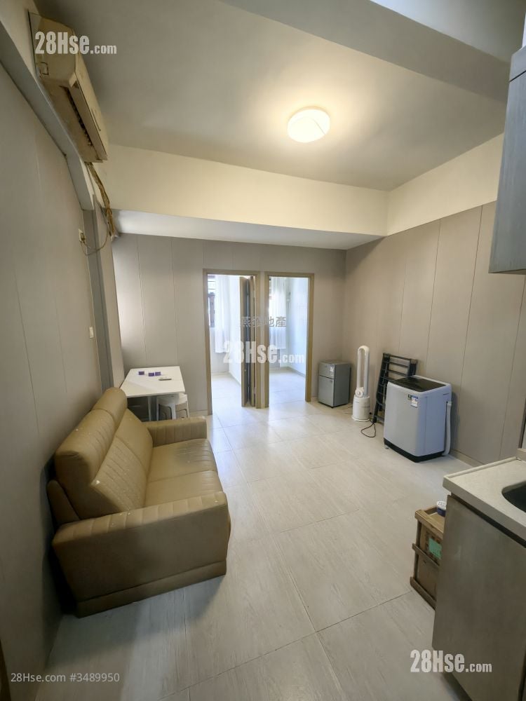 Apartment Rental 2 Bedrooms , 1 Bathroom 300 ft²