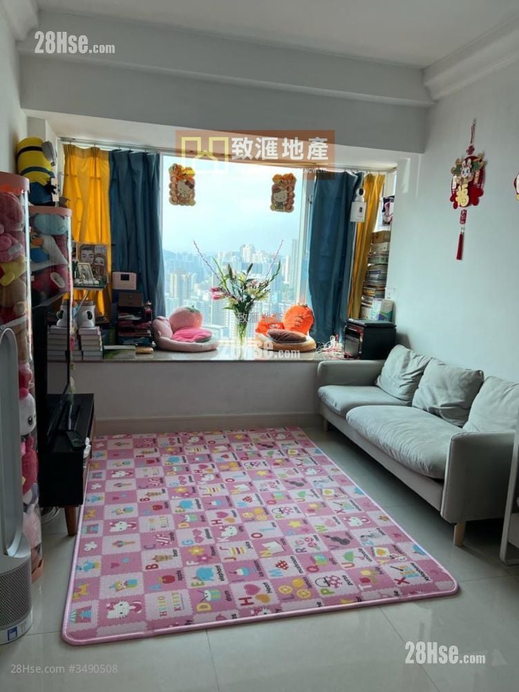 The Apex Sell 2 Bedrooms 460 ft²