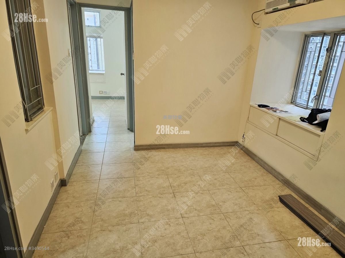 Greenfield Garden Sell 2 Bedrooms , 1 Bathroom 366 ft²