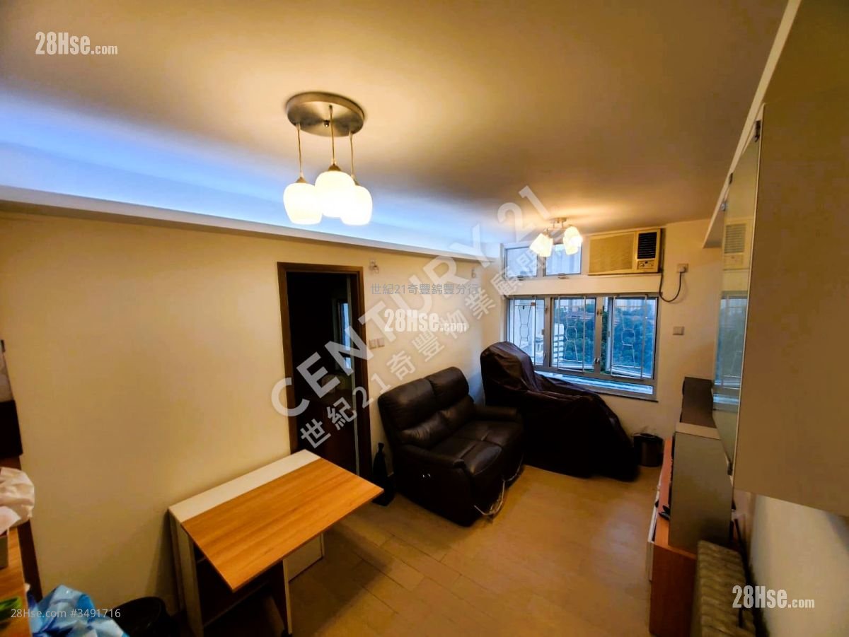 Kam Hay Court Sell 2 Bedrooms , 1 Bathroom 401 ft²