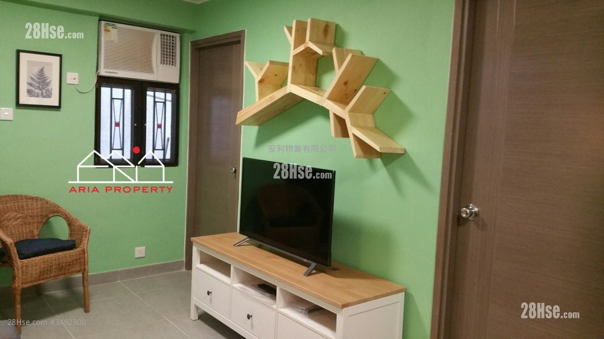 Village Sell 2 Bedrooms , 1 Bathroom 410 ft²