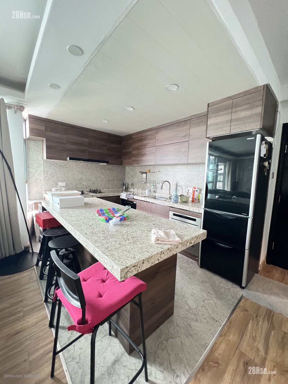 Seaview Crescent Sell 3 Bedrooms 854 ft²