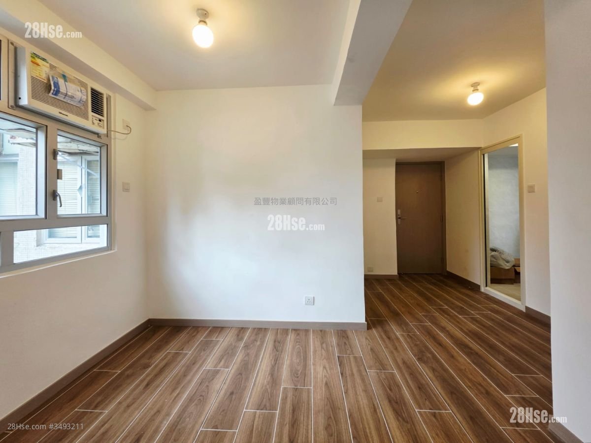Causeway Centre Rental 2 Bedrooms , 1 Bathroom 357 ft²