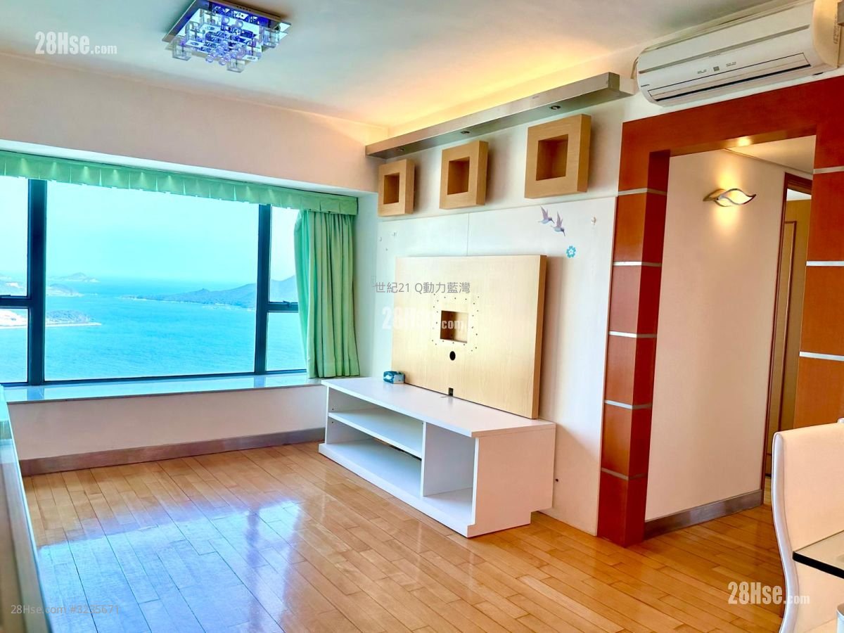 Island Resort Sell 3 Bedrooms , 2 Bathrooms 733 ft²