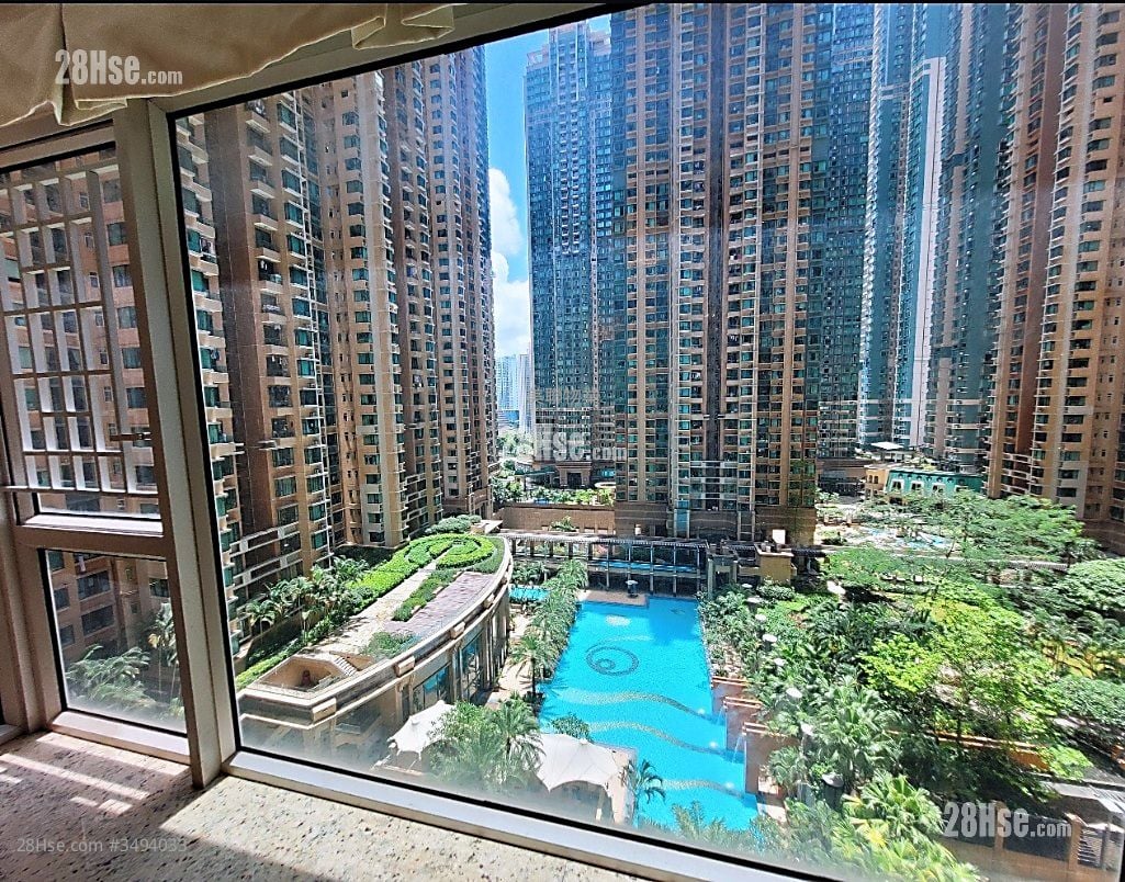 Banyan Garden Sell 2 Bedrooms , 1 Bathroom 440 ft²