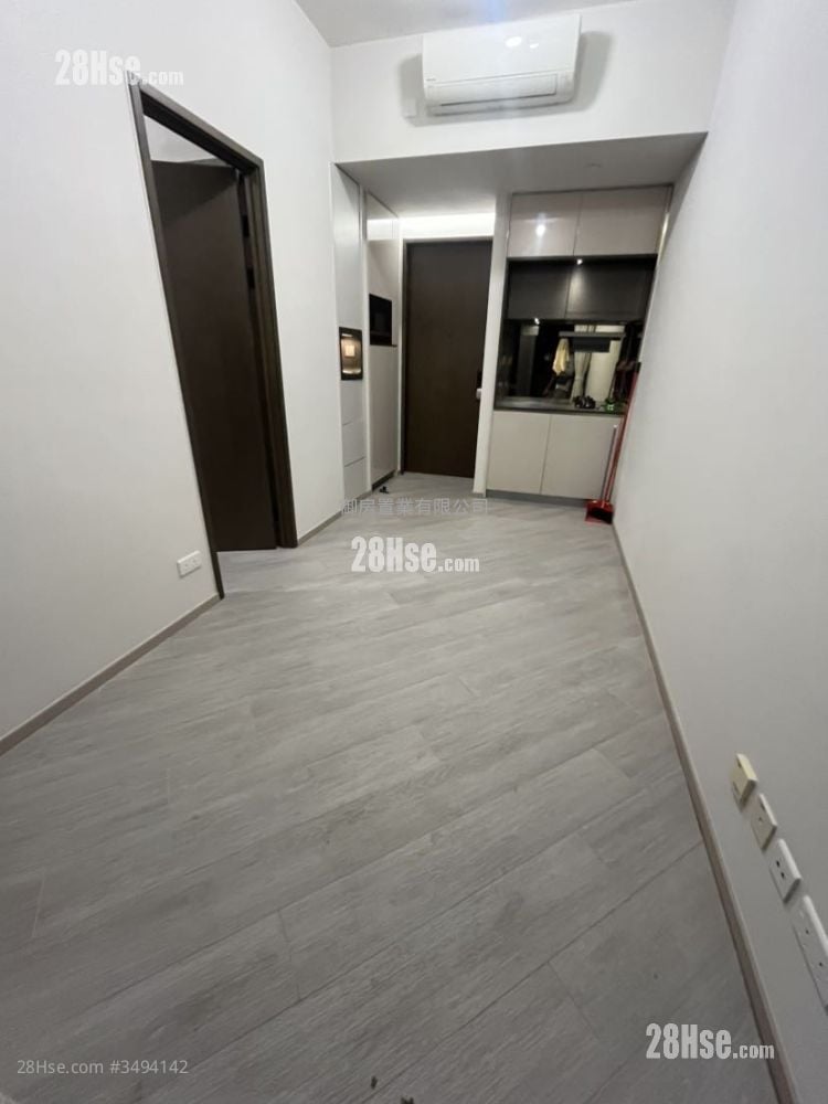 The Royale Rental 349 ft²