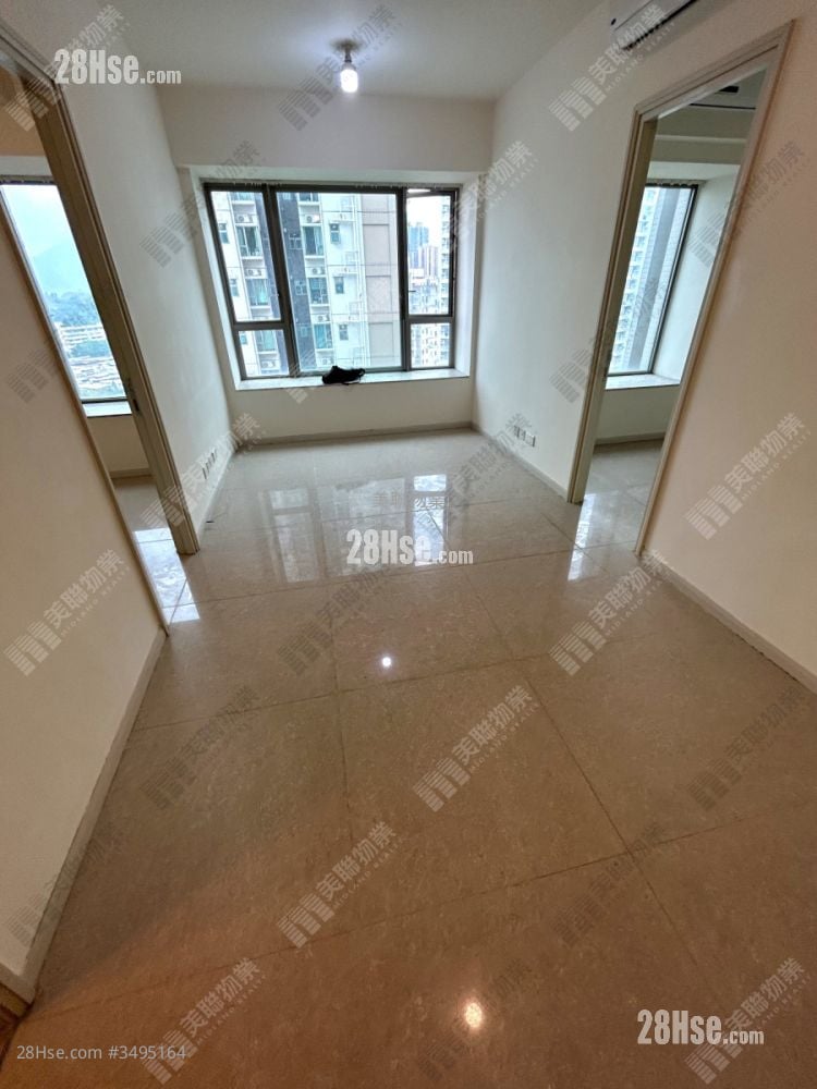 Yuccie Square Sell 2 Bedrooms , 1 Bathroom 422 ft²