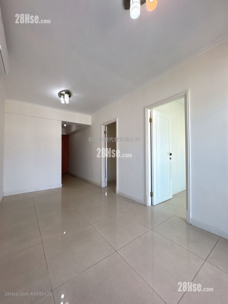 Sky Tower Rental 2 Bedrooms , 1 Bathroom 479 ft²