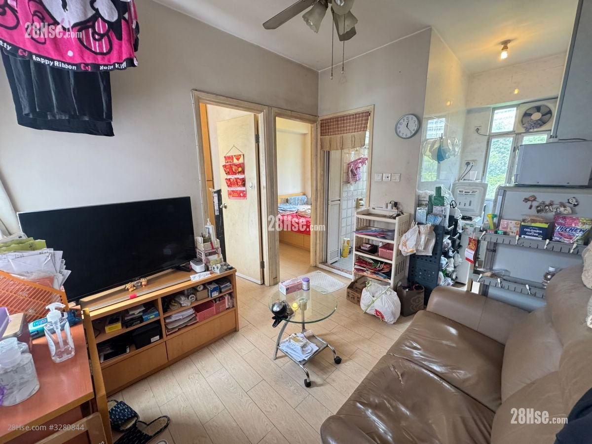 Yen Ching Building Sell 2 Bedrooms , 1 Bathroom 262 ft²
