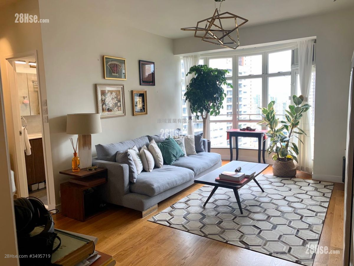 Scenic Heights Sell 3 Bedrooms , 2 Bathrooms 1,011 ft²