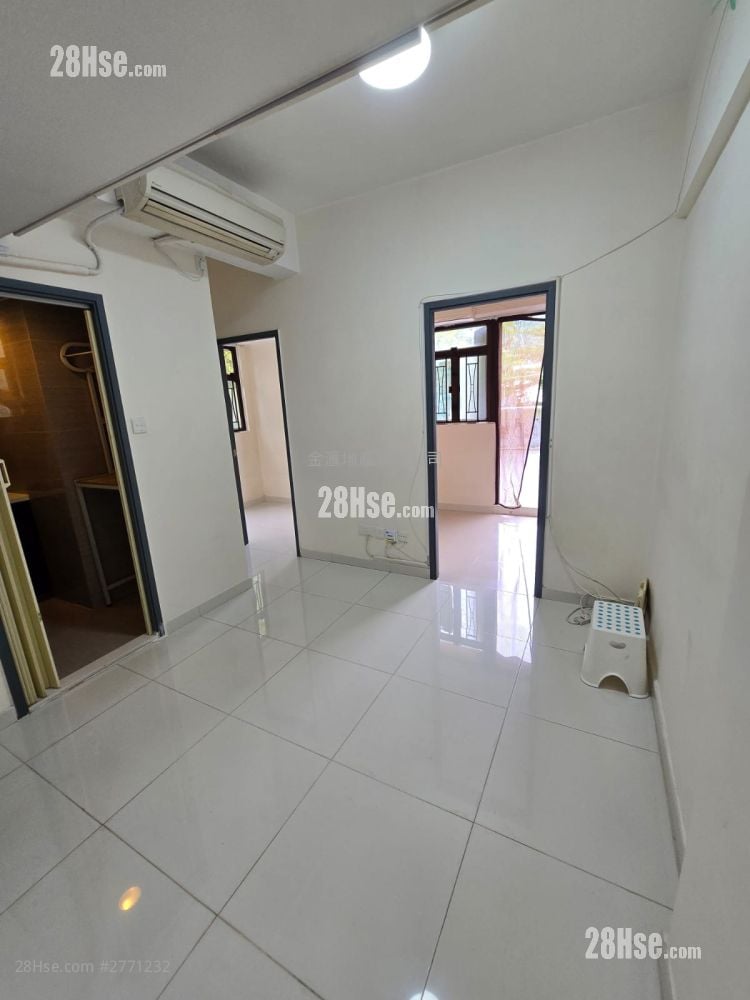 Ka Wah Building Sell 2 Bedrooms , 1 Bathroom 288 ft²