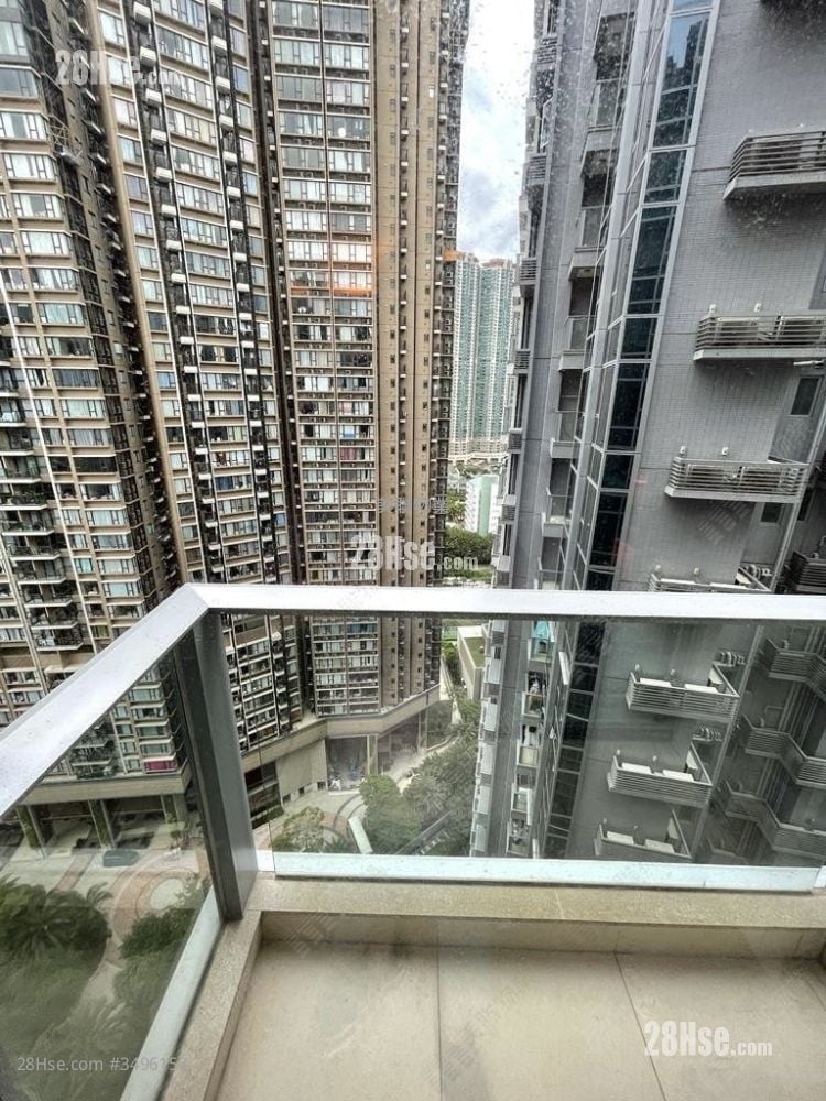 Century Link Sell 2 Bedrooms , 1 Bathroom 463 ft²