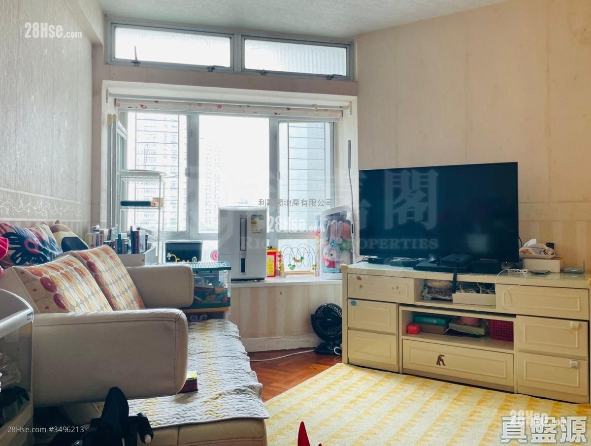 Laguna City Sell 2 Bedrooms 517 ft²