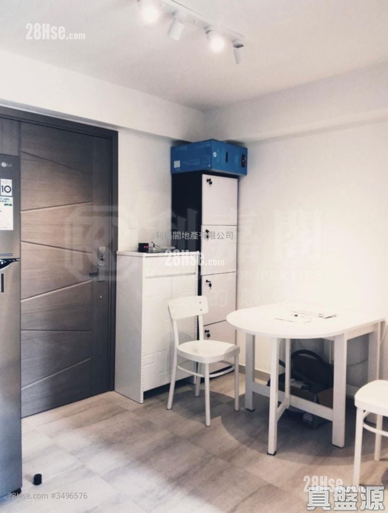 Fung Yu Building Sell 2 Bedrooms 272 ft²