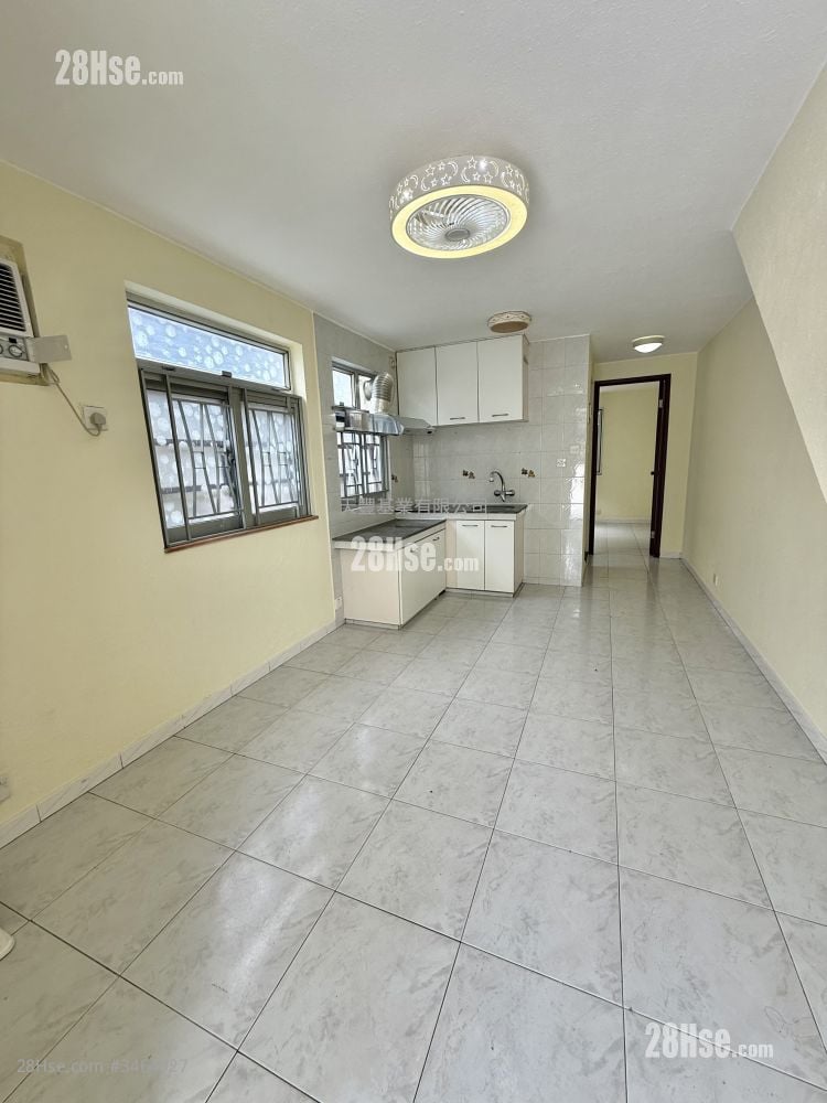 Sheung Yeung Village Rental 1 Bedroom , 1 Bathroom 350 ft²