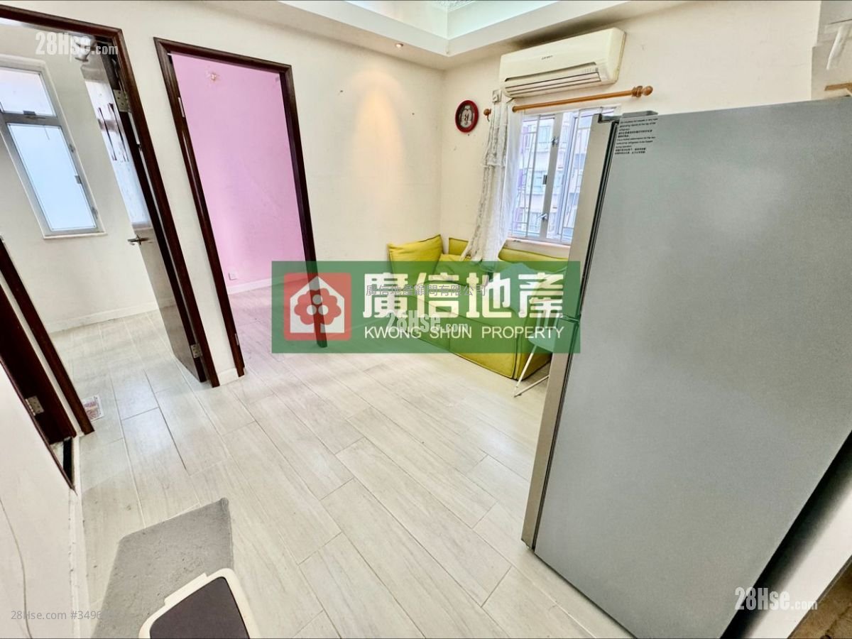 Wah Sun Building Rental 2 Bedrooms , 1 Bathroom 302 ft²