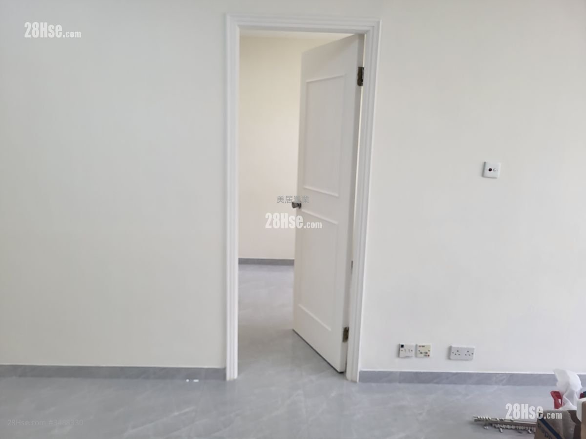 Ko Chun Court Rental 2 Bedrooms , 1 Bathroom 527 ft²