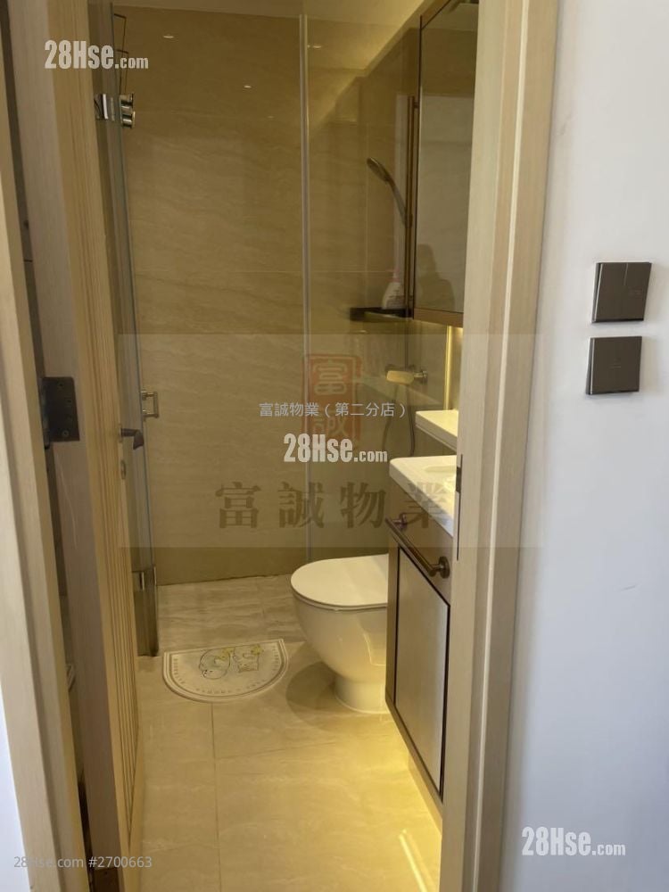 One East Coast Rental 1 Bedroom , 1 Bathroom 240 ft²