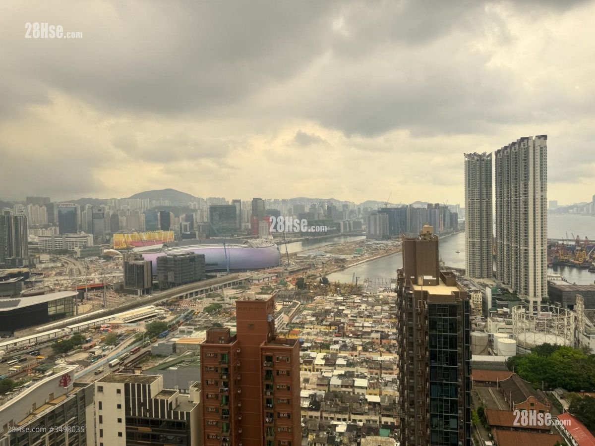 Metropolitan Rise Sell 2 Bedrooms , 1 Bathroom 419 ft²