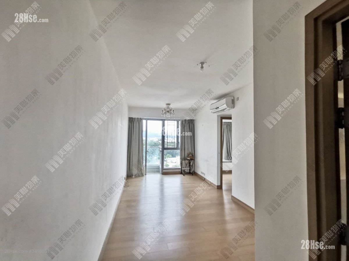 The Reach Sell 3 Bedrooms , 2 Bathrooms 743 ft²