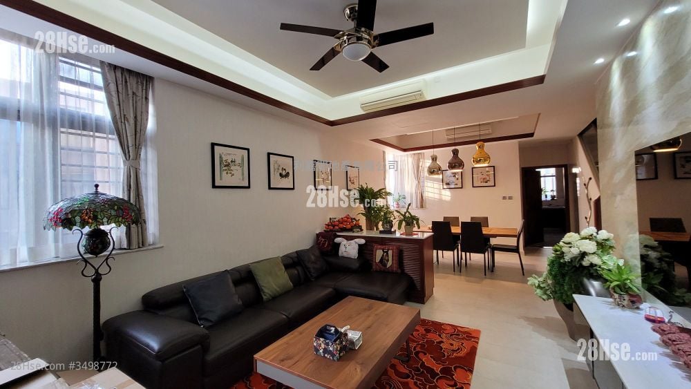 Jade Grove Sell 4 Bedrooms , 4 Bathrooms 2,322 ft²