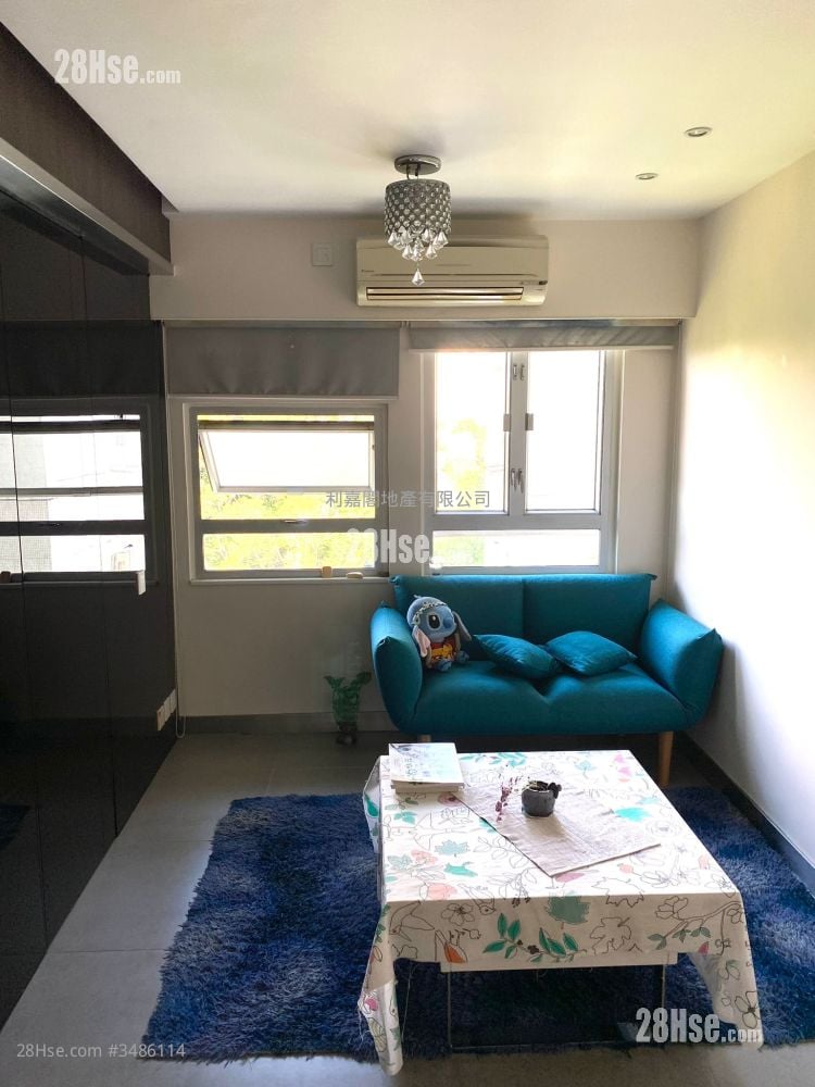 Cheung Wo Court Sell 1 Bedroom , 2 Bathrooms 434 ft²