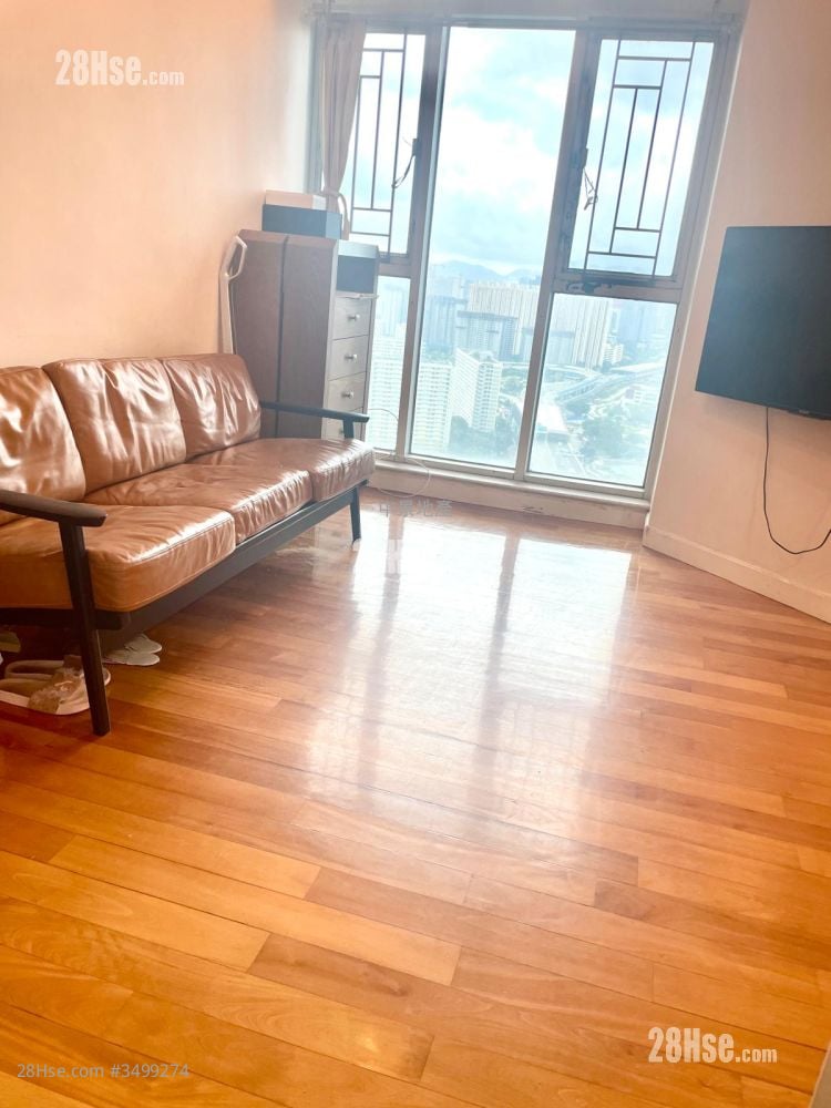 Galaxia Rental 3 Bedrooms , 1 Bathroom 517 ft²