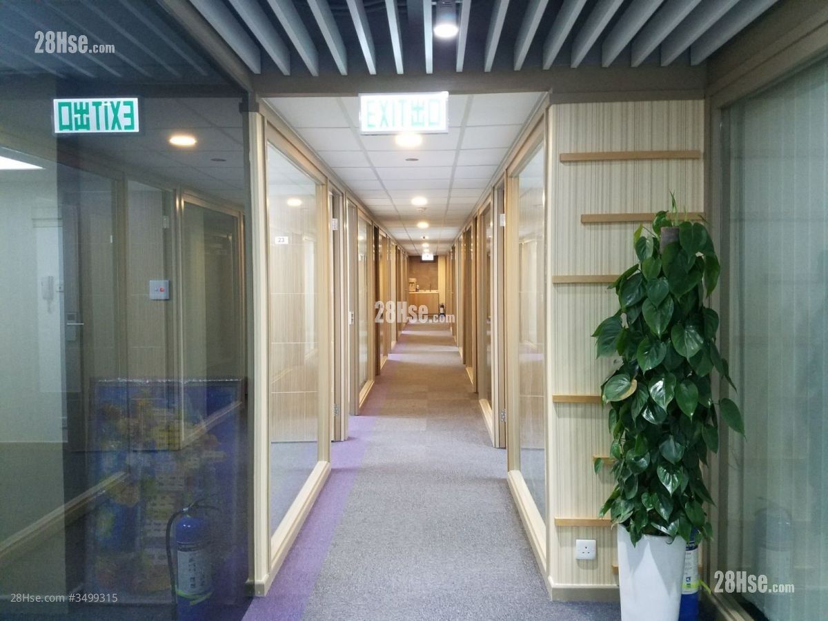 再發工廠大廈 租盤 130 平方呎
