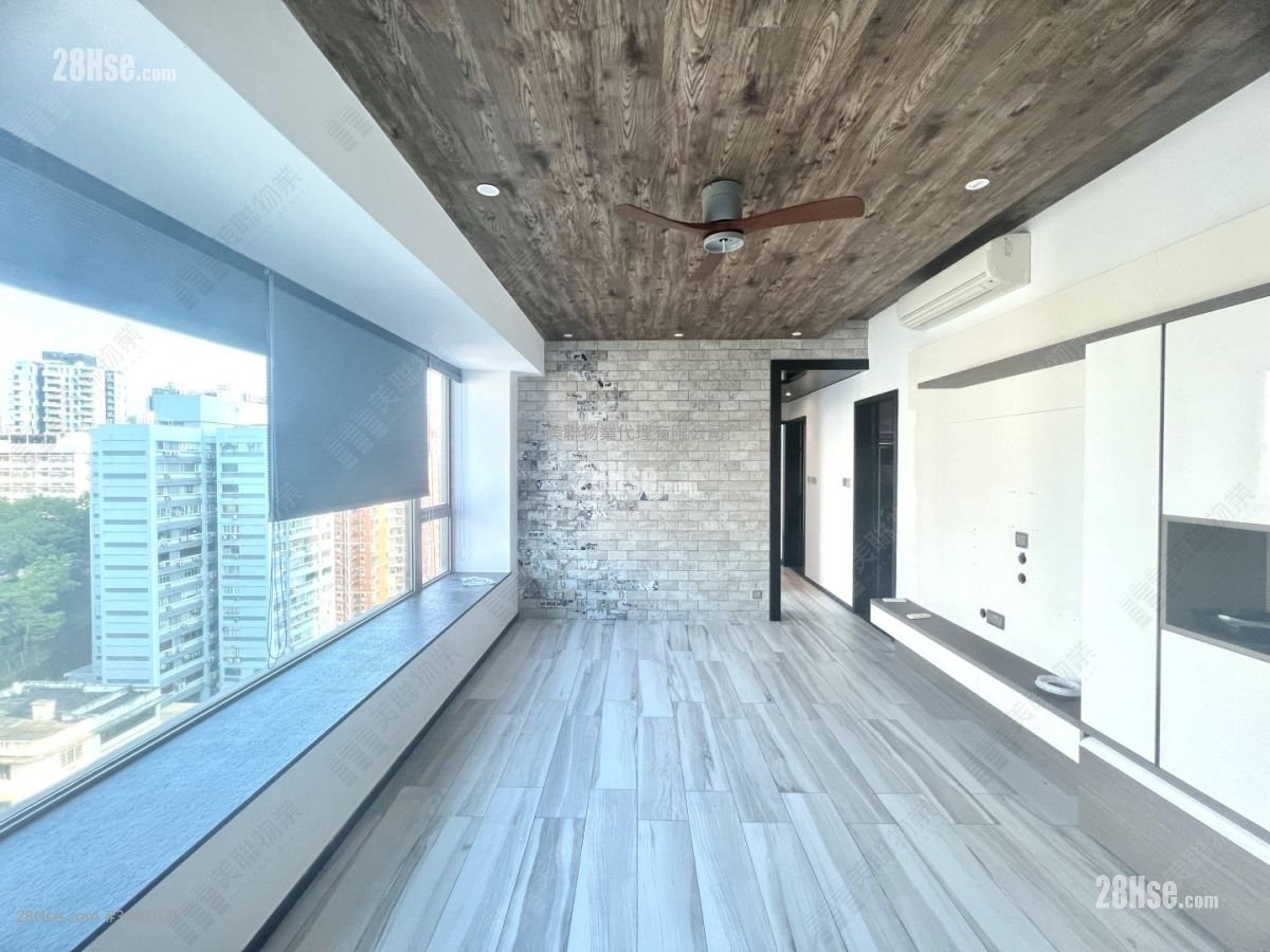 Grand Excelsior Sell 2 Bedrooms , 2 Bathrooms 640 ft²