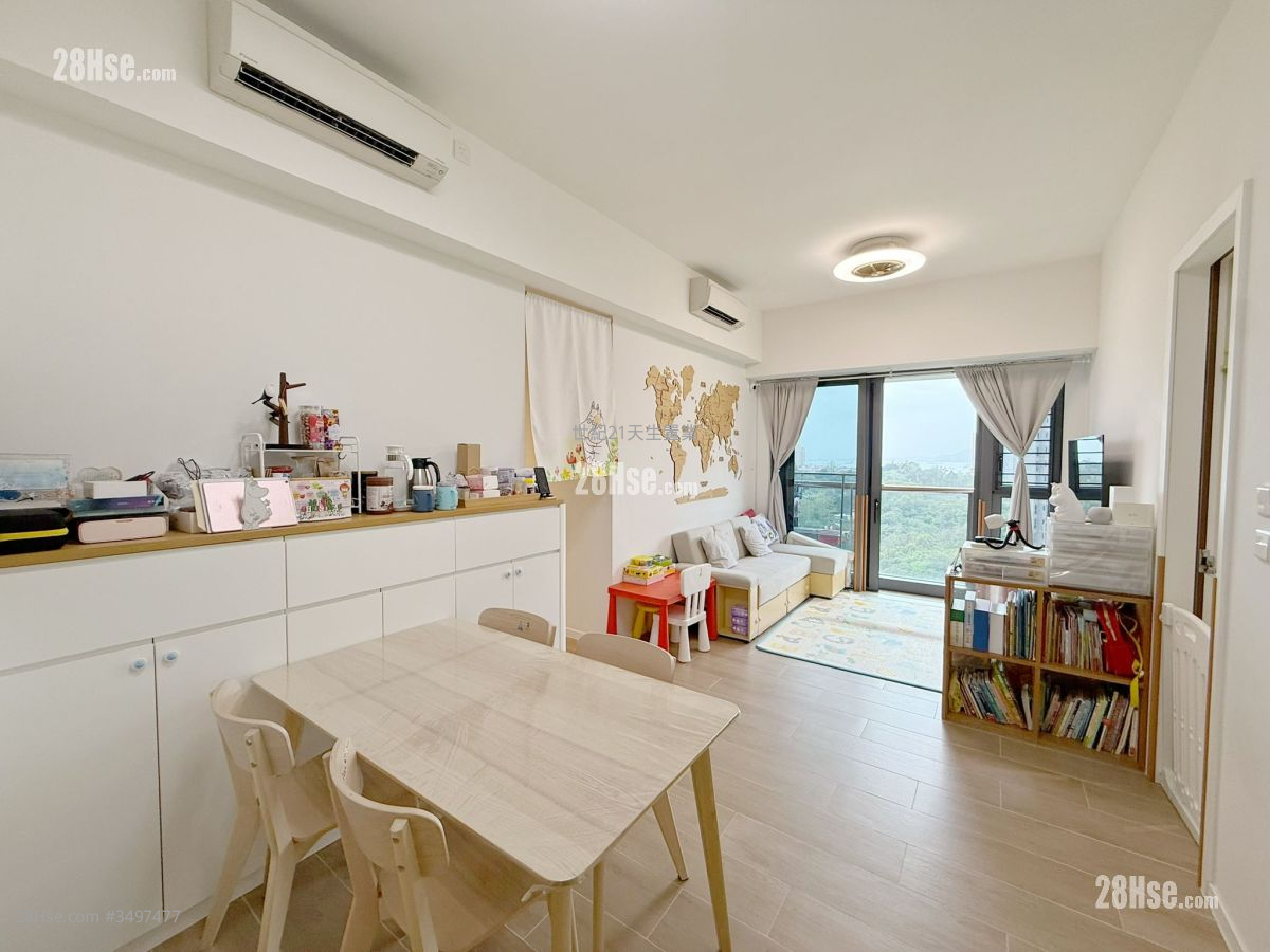 Oma Oma Rental 4 Bedrooms , 3 Bathrooms 750 ft²