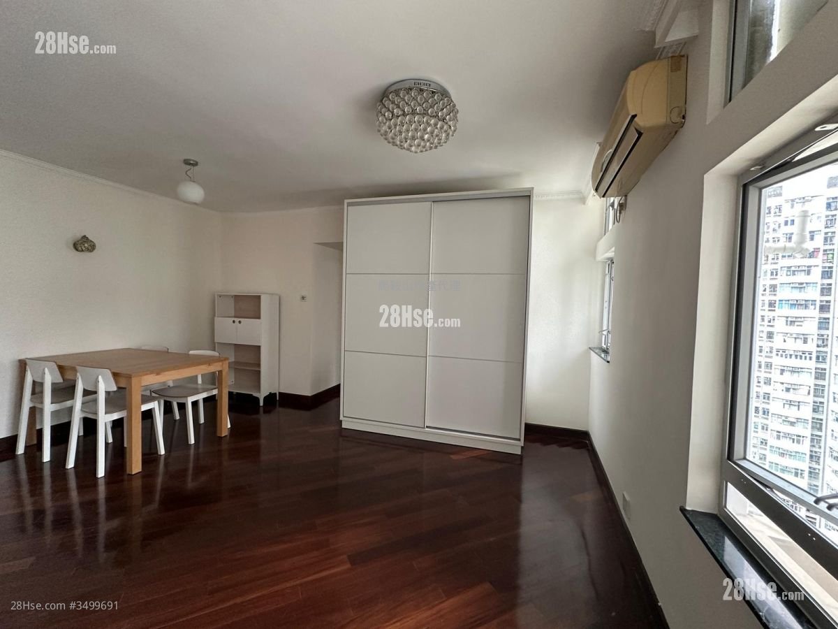 Kam Hay Court Sell 3 Bedrooms , 1 Bathroom 554 ft²