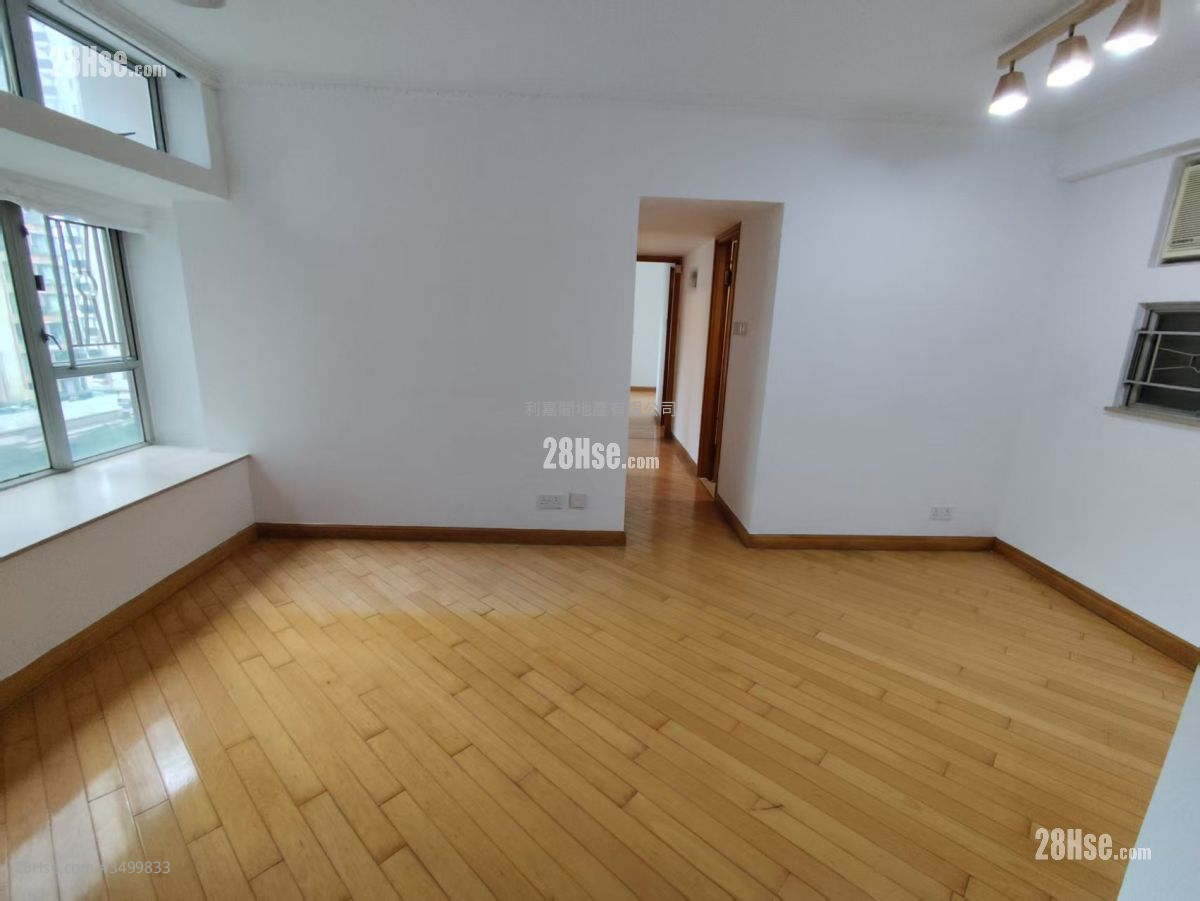 Belair Monte Rental 3 Bedrooms , 2 Bathrooms 612 ft²