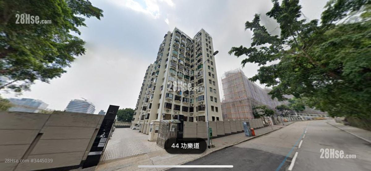碧麗苑 售盤 3 房 , 2 浴室 695 平方呎