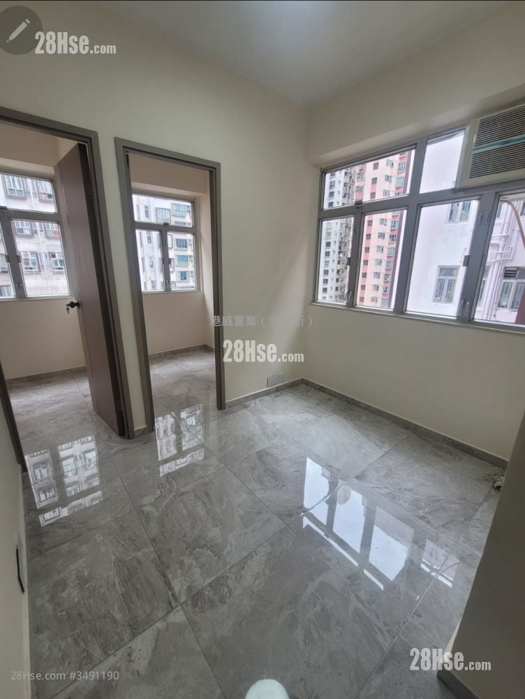 Fu Chau Building Sell 2 Bedrooms 260 ft²