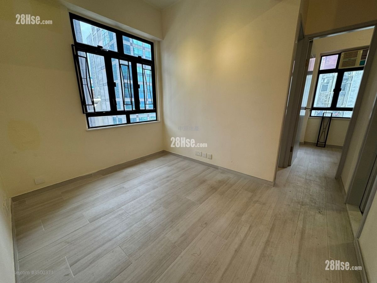 Wai Sun Building Sell 2 Bedrooms , 1 Bathroom 371 ft²