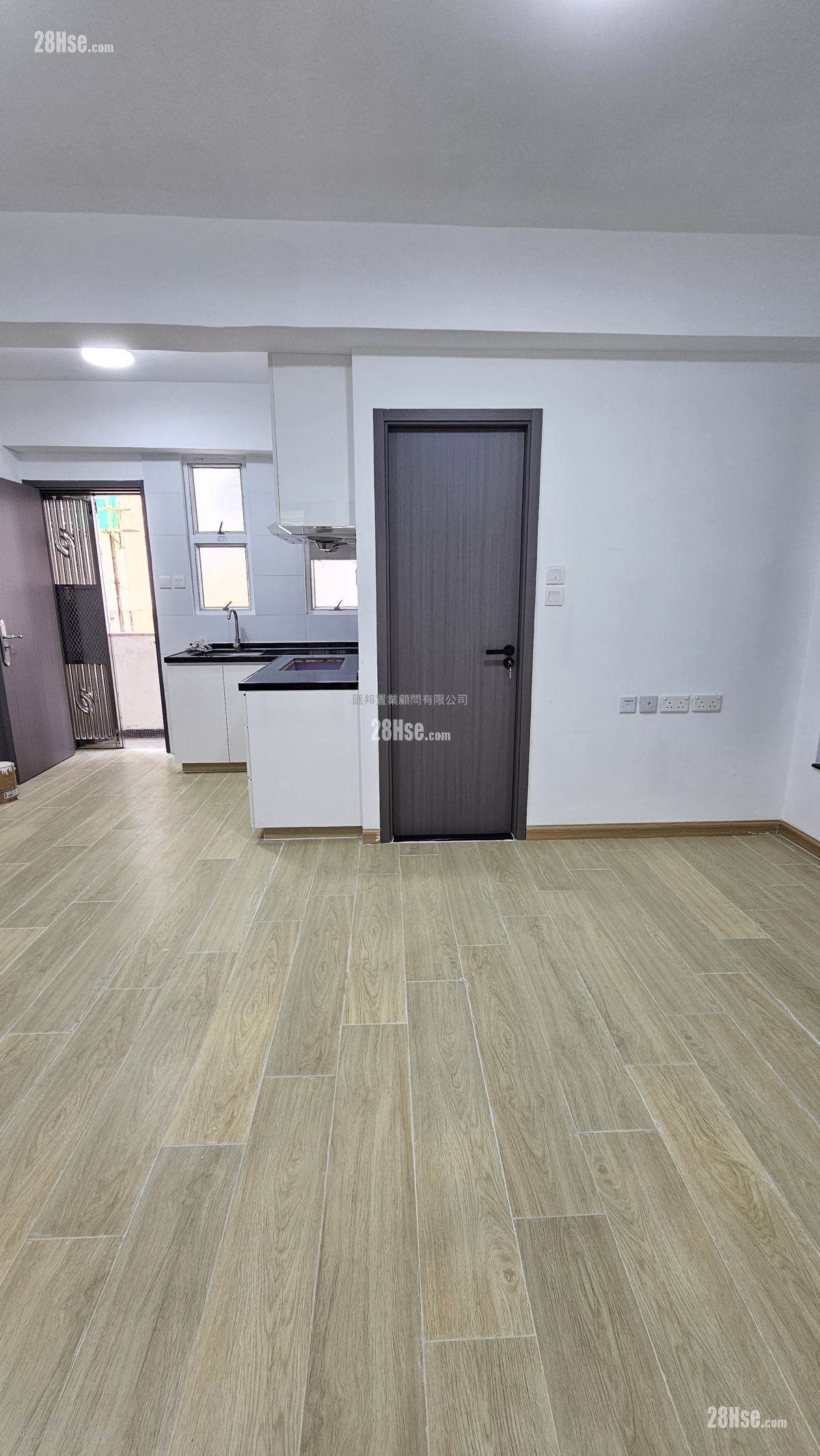 Hing Yip Building Rental 2 Bedrooms , 1 Bathroom 407 ft²
