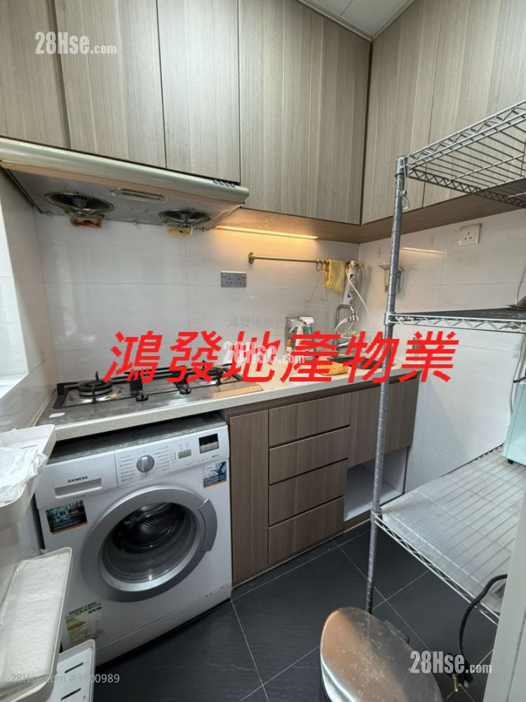 Sun Lee Mansion Sell 2 Bedrooms , 1 Bathroom 311 ft²