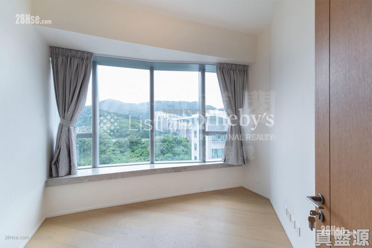Mount Parker Residences 售盘 4 房 1,353 平方尺