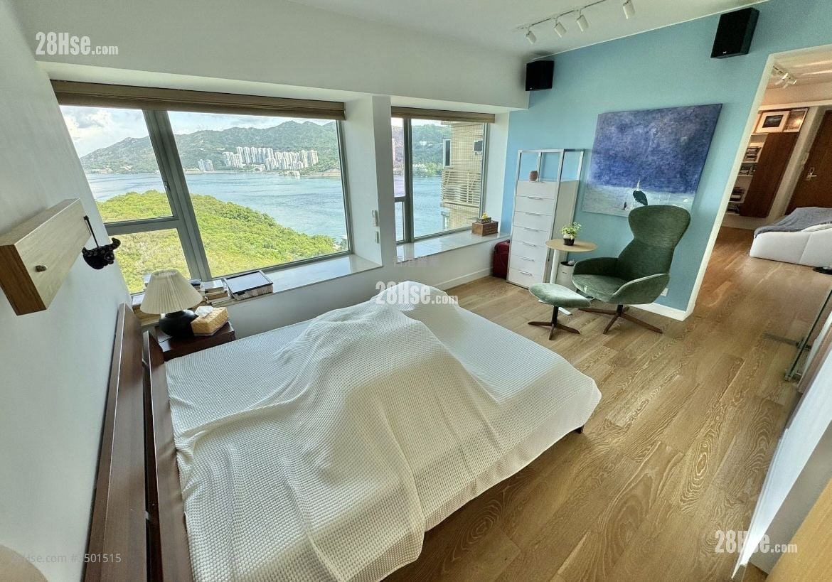 Park Island Sell 2 Bedrooms 518 ft²