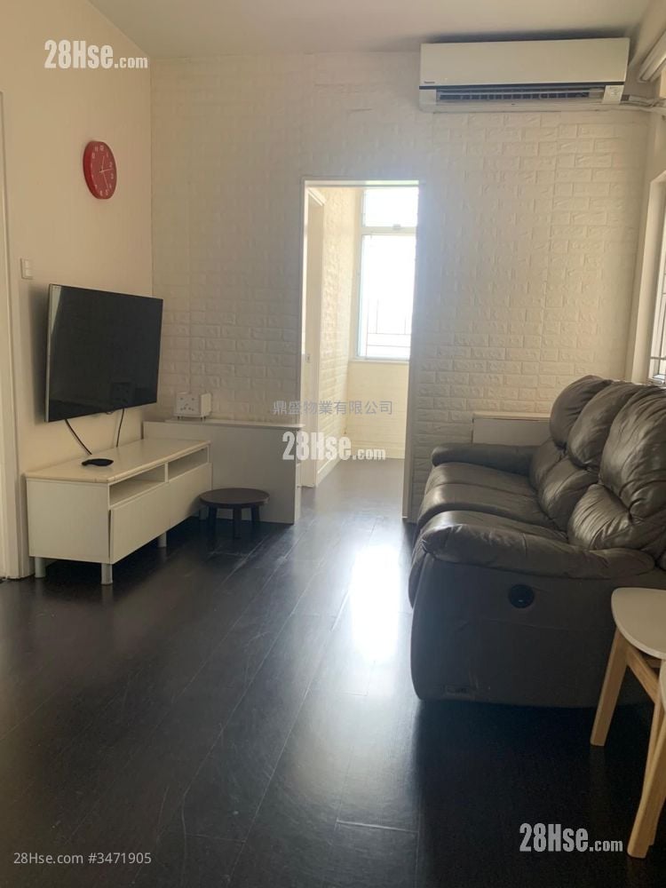 Carson Mansion Rental 2 Bedrooms , 1 Bathroom 423 ft²