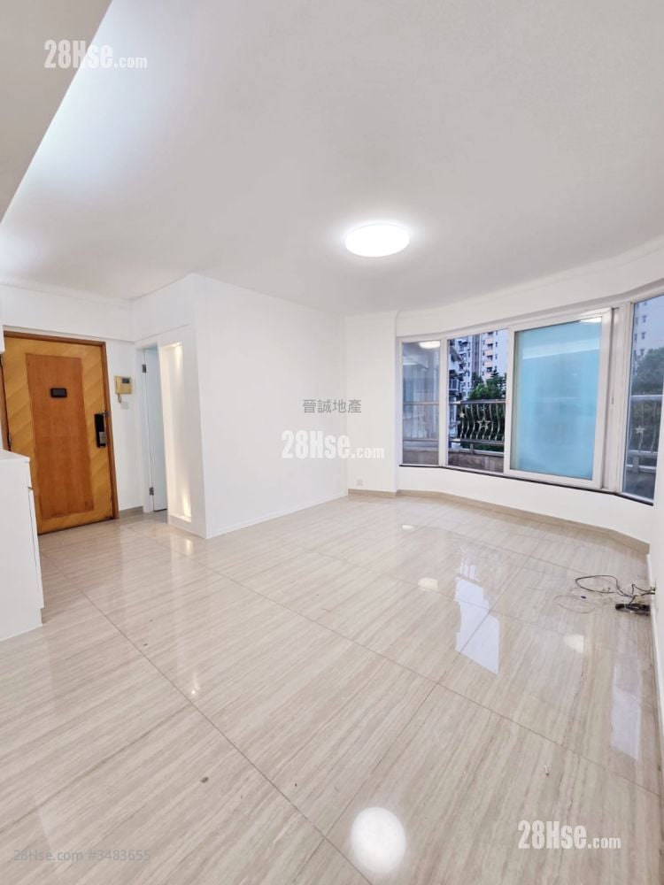 Hong Kong Garden Rental 4 Bedrooms , 2 Bathrooms 947 ft²