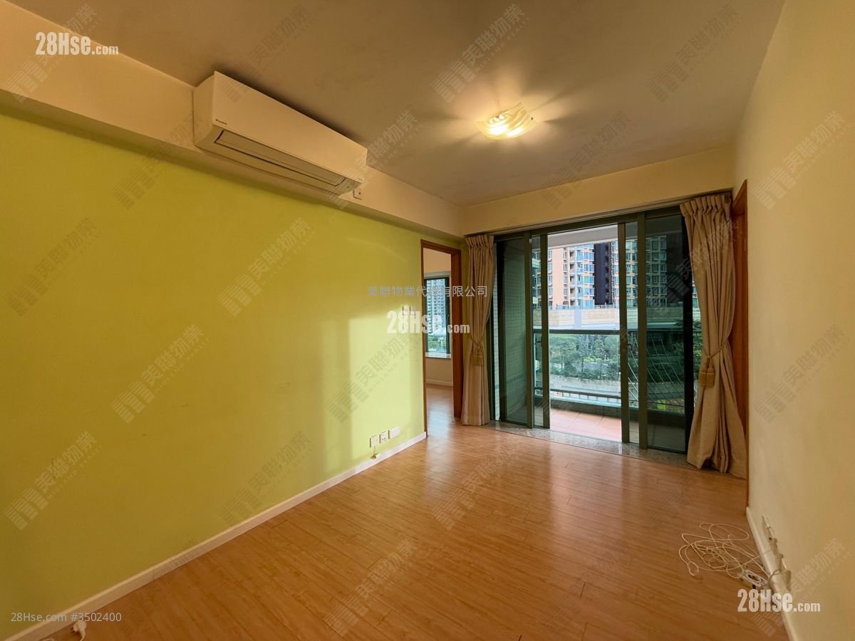 The Grandiose Rental 2 Bedrooms 438 ft²