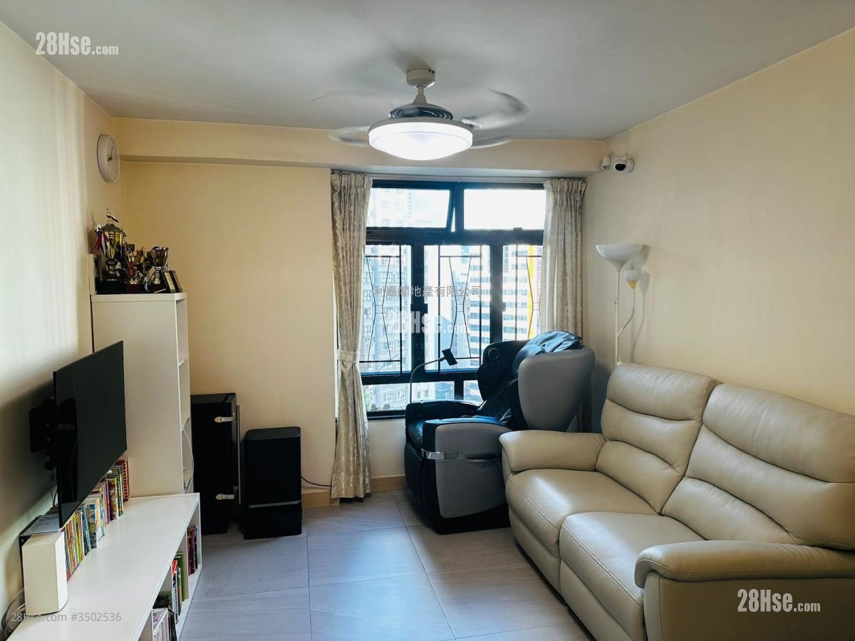 Fortress Garden Sell 3 Bedrooms , 2 Bathrooms 650 ft²