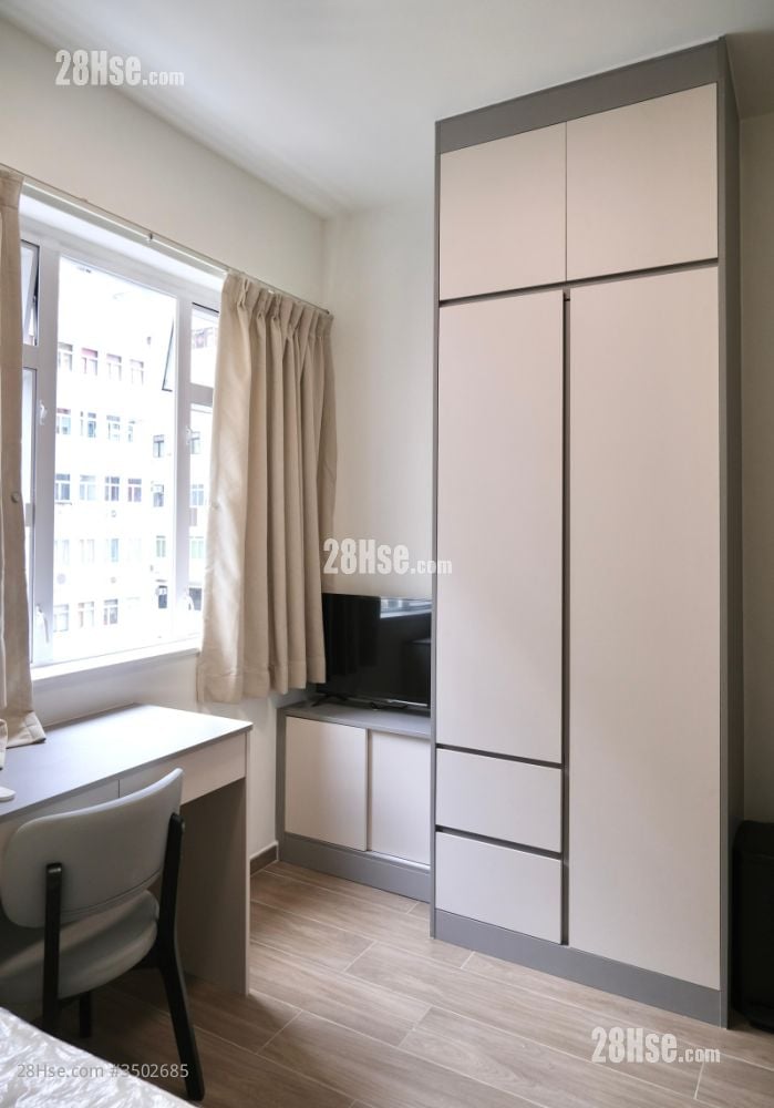 Pearl City Mansion Rental Studio , 1 Bathroom 140 ft²